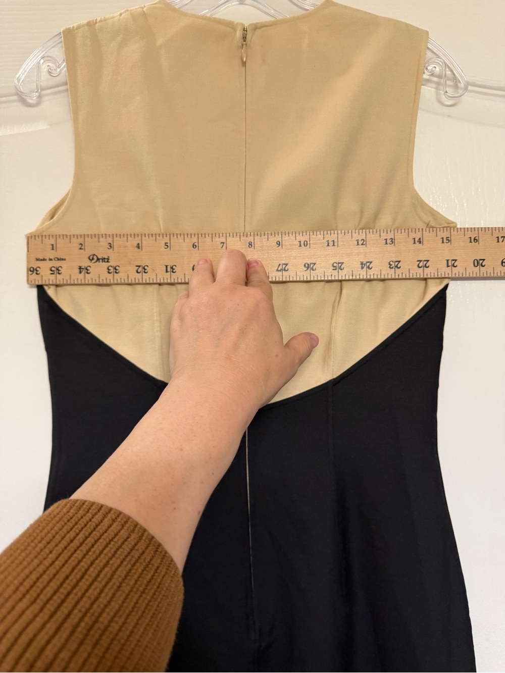 Michael Kors Collection Colorblock Sheath Dress Tan Black Made in Italy Silk - Picture 7 of 9